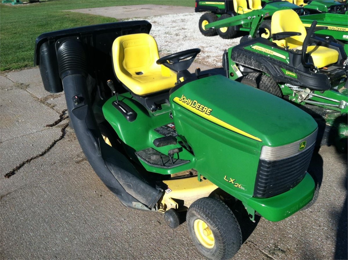 John Deere Lx266 16 Hp Lawn Tractor John Deere Lawn Tractors